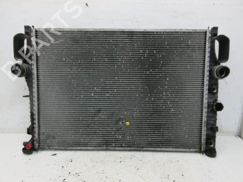 water-radiator-mercedes-benz-e-class-w211-2002-2003-2004-2005-2006-2007-2008-2009-37127897 main image