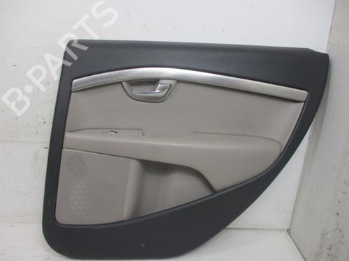 Bageste højre beklædning VOLVO V70 III (135) 2.4 D (163 hp) 23091733