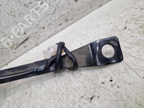 Seat buckle SUZUKI GRAND VITARA II (JT, TE, TD) 1.9 DDiS All-wheel Drive (JT419, TD44, JB419WD, JB419XD,... | BP27836170I32 