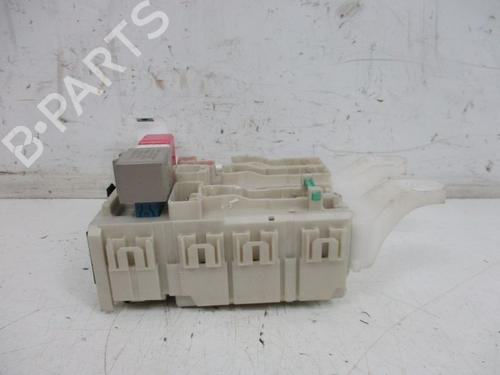 Used Fuse box Fuse box 37111120 37111120