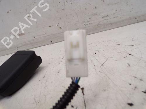 Seat buckle TOYOTA YARIS (_P21_, _PA1_, _PH1_) 1.5 Hybrid (MXPH10, MXPH11) | BP29099353I32 