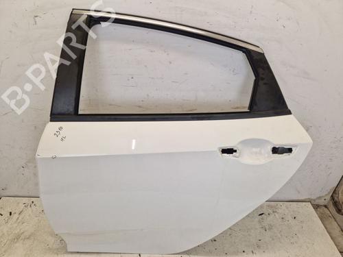 left-rear-door-honda-civic-x-hatchback-fc_-fk_-2016-40157576 main image