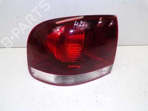 Used Left taillight VW TOUAREG (7LA, 7L6, 7L7) 2.5 R5 TDI (174 hp) 18805624