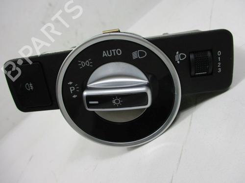 Used Headlight switch MERCEDES-BENZ A-CLASS (W176) A 180 CDI / d (176.012) (109 hp) 18795301