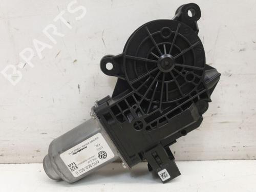Used Right front window motor Right front window motor SEAT IBIZA IV (6J5, 6P1) 1.2 (70 hp) 34289120 34289120