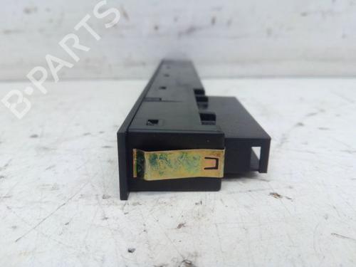 Switch BMW X3 (E83) 2.5 i | BP30122180I30 