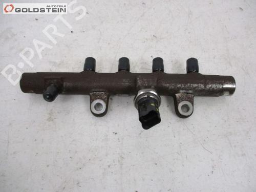 Used Injection rail RENAULT MEGANE III Coupe (DZ0/1_) 1.5 dCi (DZ09, DZ0D, DZ1F, DZ1G, DZ14, DZ29) (110 hp) 25013091