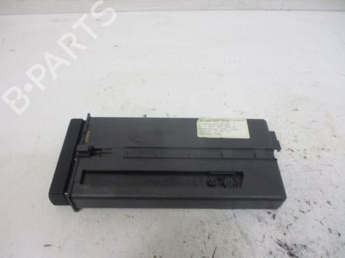 Used Glove box Glove box 37116279 37116279