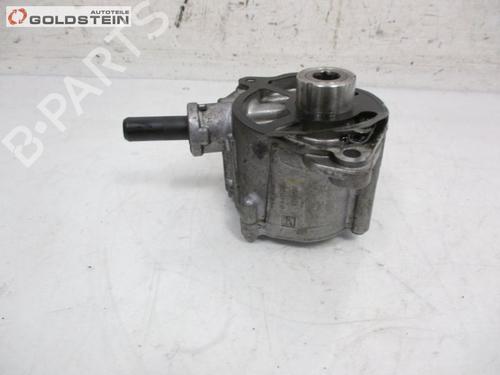 Used Vacuum pump MERCEDES-BENZ GLA-CLASS (X156) GLA 220 CDI 4-matic (156.905) (170 hp) 18757992