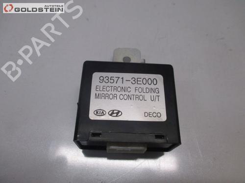 Used Control unit KIA SORENTO I (JC) 2.5 CRDi (170 hp) 13759112
