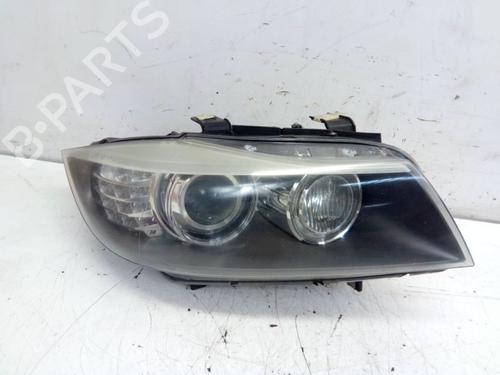 Phare droit BMW 3 Touring (E91) 330 i (272 hp) 25602400