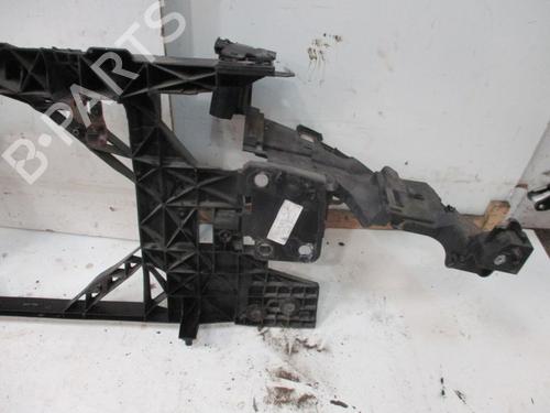 Crossmember RENAULT MEGANE III Hatchback (BZ0/1_, B3_) 1.6 16V (BZ1B, BZ1H) | BP29085676C162 