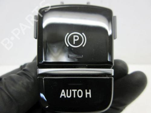 Switch BMW 5 (G30, F90) 520 i | BP29098473I30 