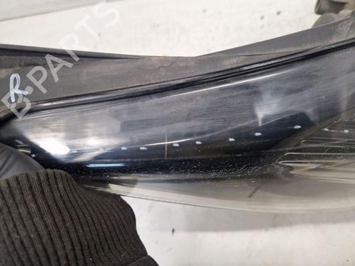 Right headlight FORD FIESTA VI (CB1, CCN) 1.25 | BP31622233C29 