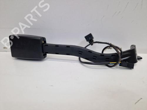 Sikkerhetsbelte-spenne VW GOLF VI (5K1) 1.2 TSI (86 hp) 31704017