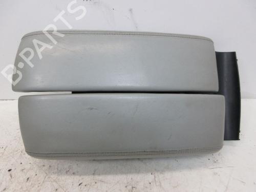 Used Armrest / Center console AUDI A8 D4 (4H2, 4H8, 4HC, 4HL) 3.0 TDI quattro (250 hp) 19290633