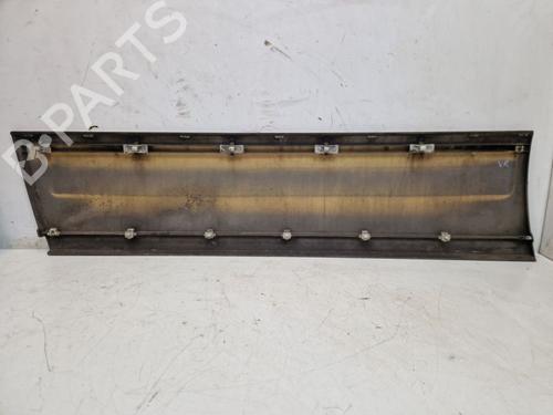 Front right wheel arch trim MERCEDES-BENZ 124 Saloon (W124) 300 D (124.130) | BP29103698C135 