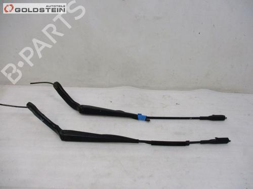 Used Front windshield wiper arm Front windshield wiper arm 37102920 37102920