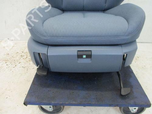 Right front seat MERCEDES-BENZ E-CLASS (W211) E 200 Kompressor (211.042) | BP18790504C16 