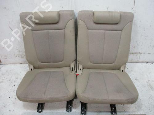 Rear seat HYUNDAI SANTA FÉ II (CM) 2.2 CRDi GLS 4x4 | BP30668065C17