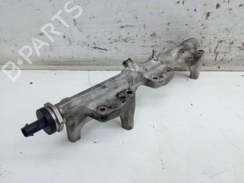 Used Injection rail Injection rail 37137775 37137775
