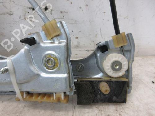 Rudehejsemekanisme ventre foran CITROËN C4 CACTUS 1.2 VTi 82 | BP30668516C22