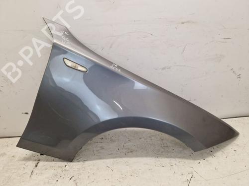Guarda-lamas direito Guarda-lamas direito BMW 1 (E87) 116 i (122 hp) 34738007 34738007