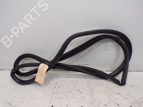 Used Rubber door seal TOYOTA PRIUS (_W3_) 1.8 Hybrid (ZVW30) (136 hp) 31622246