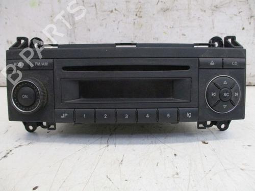 Used Radio MERCEDES-BENZ A-CLASS (W169) A 160 CDI (169.006, 169.306) (82 hp) 19295657
