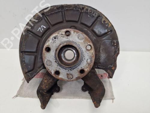 Venstre Styrespindel Lejehus VW GOLF VI (5K1) 1.2 TSI (86 hp) 31704028