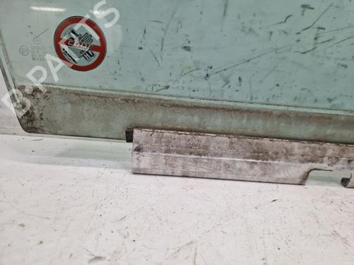 Front right quarter glass MERCEDES-BENZ 124 Saloon (W124) 300 D (124.130) | BP29103703C112 