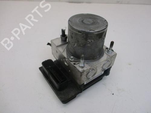 Used Electronic module PEUGEOT 5008 (0U_, 0E_) 1.6 16V (120 hp) 30667485