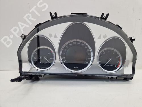 Used Instrument cluster Instrument cluster 39062889 39062889