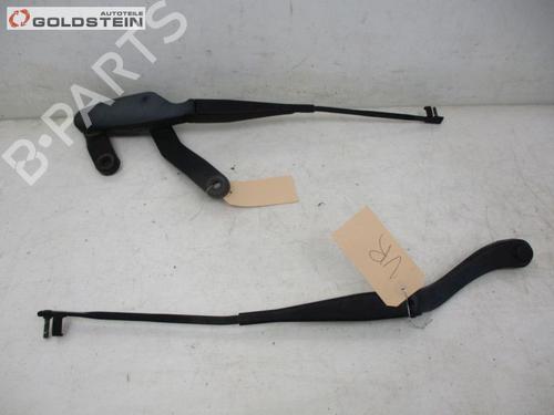 Used Front windshield wiper arm MERCEDES-BENZ C-CLASS (W204) C 200 Kompressor (204.041) (184 hp) 18749576