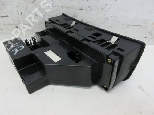 Switch BMW X5 (E53) 4.4 i | BP37125033I30 - Image 4