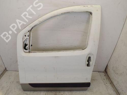 Used Left front door FIAT QUBO (225_) 1.4 (225AXA1A) (73 hp) 29088084