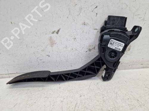 Pédale Pédale LAND ROVER RANGE ROVER SPORT I (L320) 3.0 D 4x4 (211 hp) 35947656 35947656