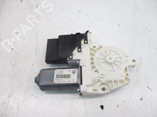 Rudehejsemotor bagstkærm højre VW GOLF IV Cabriolet (1E7) 2.0 | BP29091469E22