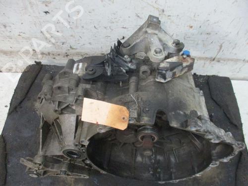Gearbox VOLVO V50 (545) 2.4 | BP37126159M3 - Image 2