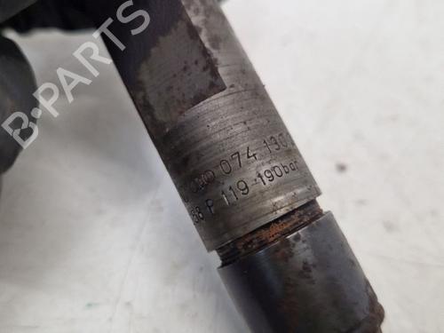 Injector VW TRANSPORTER T4 Bus (70B, 70C, 7DB, 7DK, 70J, 70K, 7DC, 7DJ) 2.5 TDI | BP26188466M100 