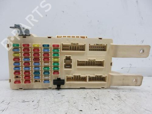 Used Fuse box HYUNDAI SANTA FÉ II (CM) 2.2 CRDi GLS 4x4 (150 hp) 30668075