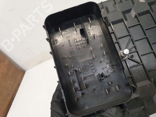 Fuse box SKODA YETI (5L) 1.2 TSI | BP34703798E1  - Image 8