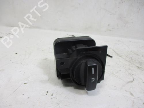 Used Headlight switch Headlight switch MERCEDES-BENZ A-CLASS (W169) A 170 (169.032, 169.332) (116 hp) 18797019 18797019