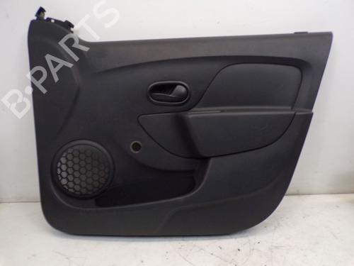 Guarnecido delantero derecho DACIA SANDERO II 1.2 (75 hp) 31702349