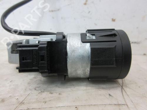 Switch PEUGEOT 307 CC (3B) 2.0 HDi 135 | BP37128998I30 - Image 5