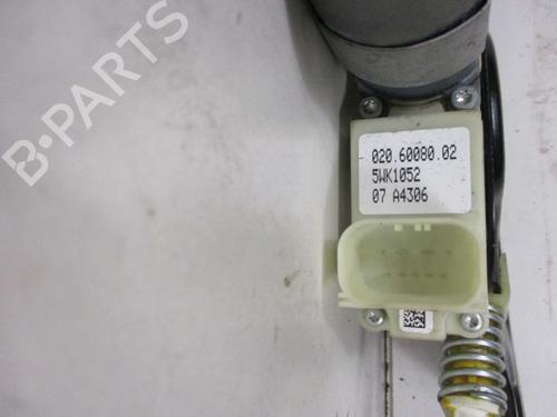 Front right window mechanism BMW 7 (E65, E66, E67) 730 Ld | BP37113244C23 - Image 4