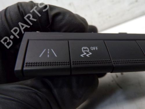 Switch RENAULT MEGANE E-TECH SUV EV60 (BNJ1) | BP29100868I30 
