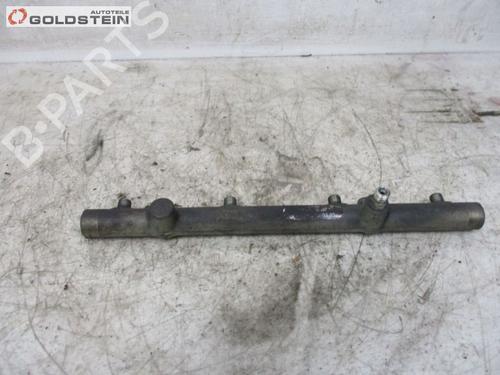Used Injection rail MERCEDES-BENZ M-CLASS (W163) ML 400 CDI (163.128) (250 hp) 18750864