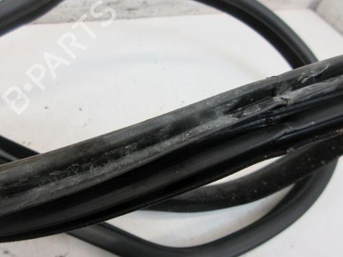Rubber door seal VOLVO XC90 I (275) 2.5 T AWD | BP29092654C142 