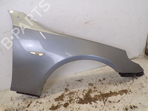 Used Right front fenders BMW 5 (E60) 525 i (192 hp) 21137813